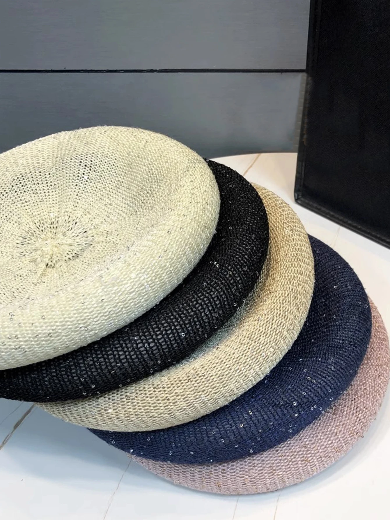 Hot Sale Spring and summer new cut-out sequin berets, thin cloud adjustable size, knitted breathable hundred painter hats, women_voghion.com