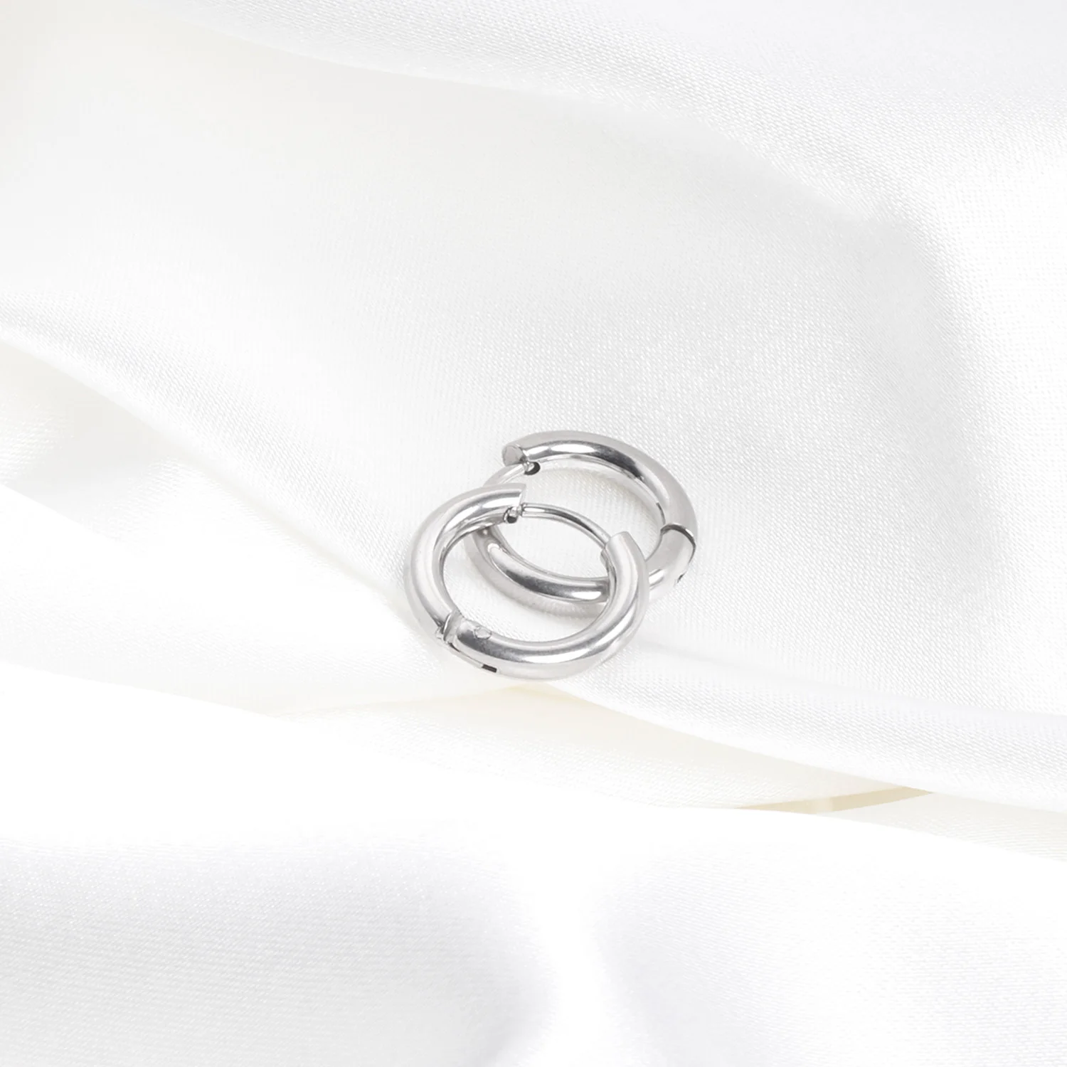 10 Orecchini A Cerchio In Acciaio Inossidabile Per Uomo E Donna, Orecchini A Cerchio Con Passante, Orecchini A Cerchio Chirurgici Per Piercing All'orecchio, Ganci Ipoallergenici - Italia - Foto 13