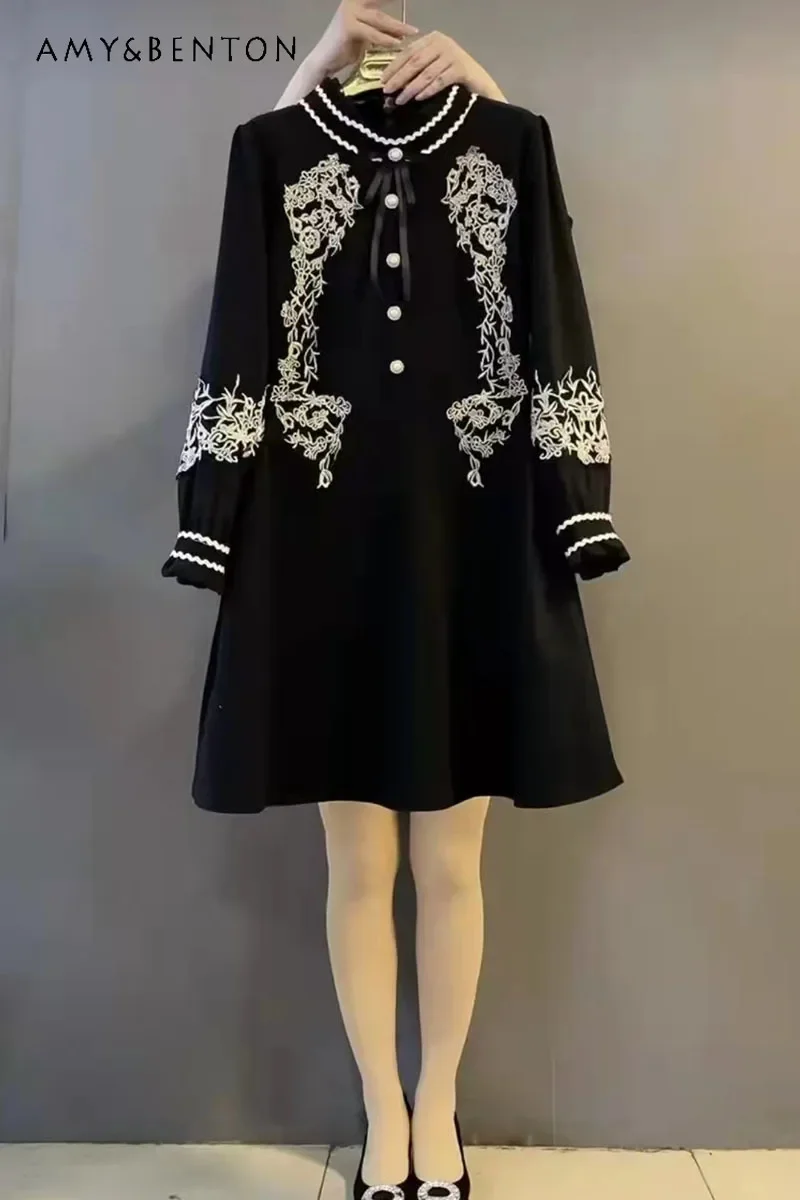 

High-End Fat Girls Fashionable Stylish Loose Oversized Black Dress 2022 Autumn New Embroidered Flowers Knee-Length Dress Trendy