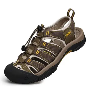 Big Size Summer Outdoor Couple Sandals Breathable Men Hiking Shoes Water Beach Men's Sandals Camping Climbing Aqua Men Sneakers