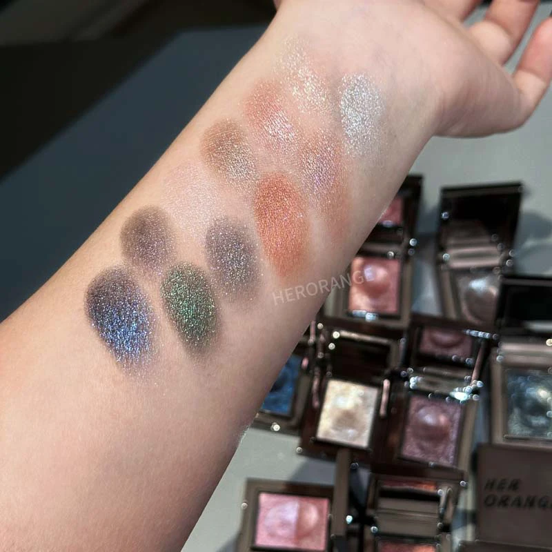 Chameleon Eyeshadow Palette Fine Easy-To-Apply Sparkling Pearlescent Mashed Potato Eye Shadow Brightening Makeup