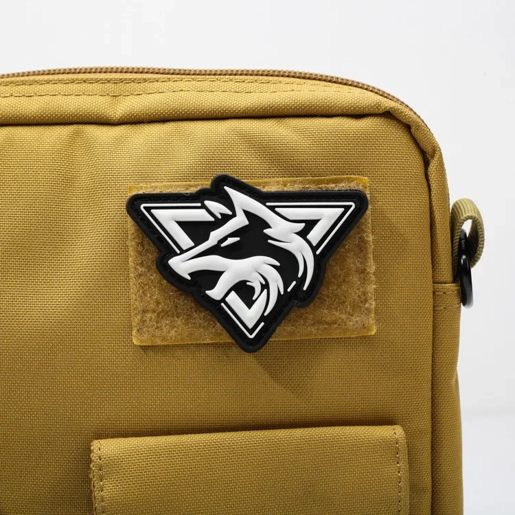 Wolf Head Morale Patch PVC Glow in the Dark Magic Stick Arm Badge Backpack Patch Hat Vest Tactical Equipment Clothing Accessorie
