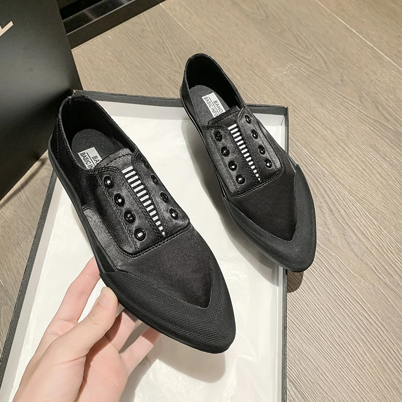 New Shoes Woman 2024 Trend Canvas Sport Casual Shoes Spring Flats Sneakers Running Ladies Loafers Pointed Toe Shoes