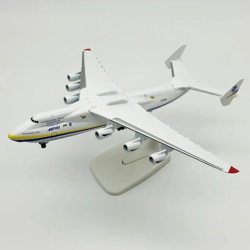Airplane Model 20CM Diecast Metal Alloy Antonov An-225 1/400 Scale For Collection