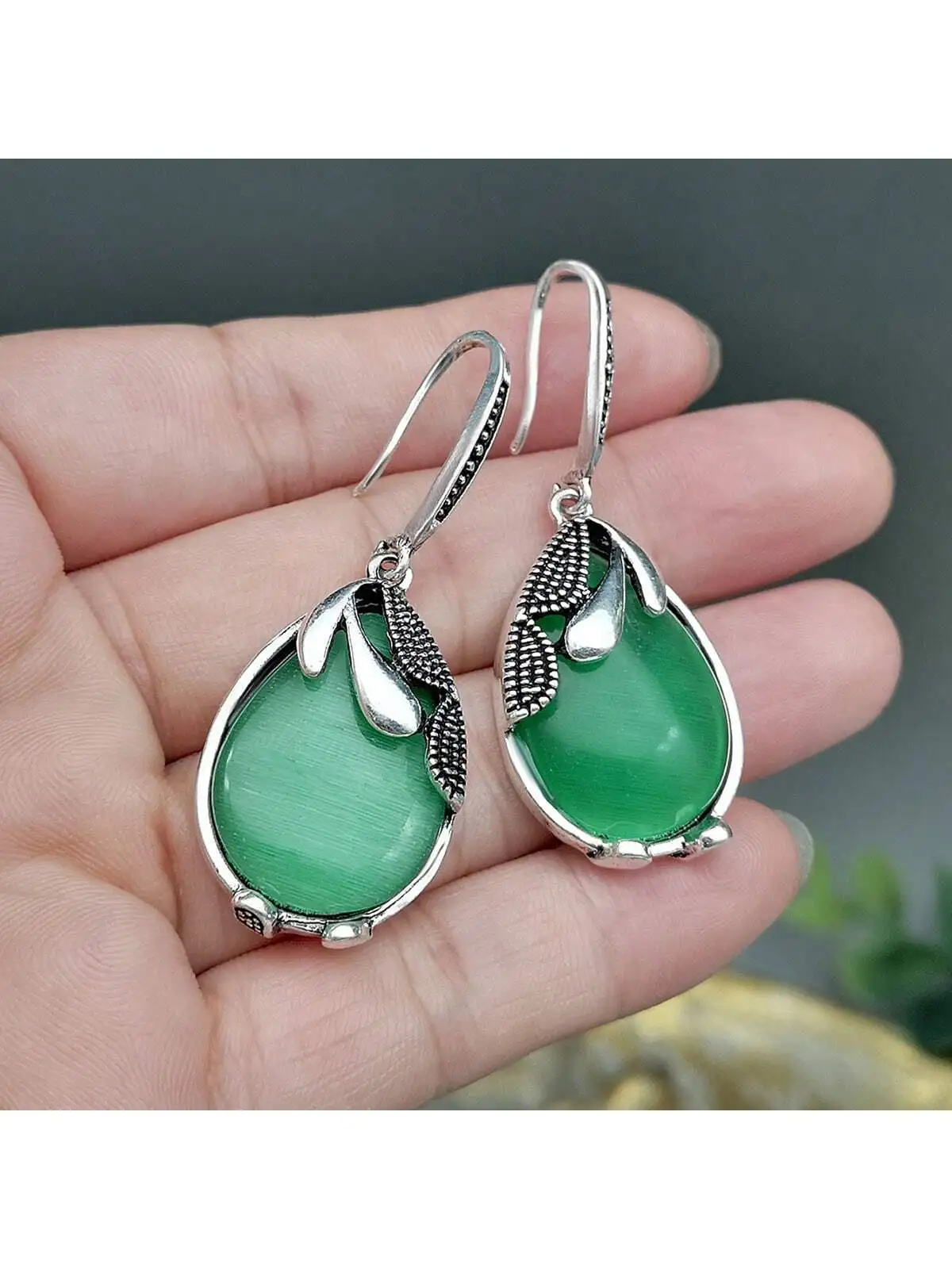 

1 Pair Vintage Green Resin Water Drop Earrings for Women, Party Wedding Fashion Jewelry Wife Gifts