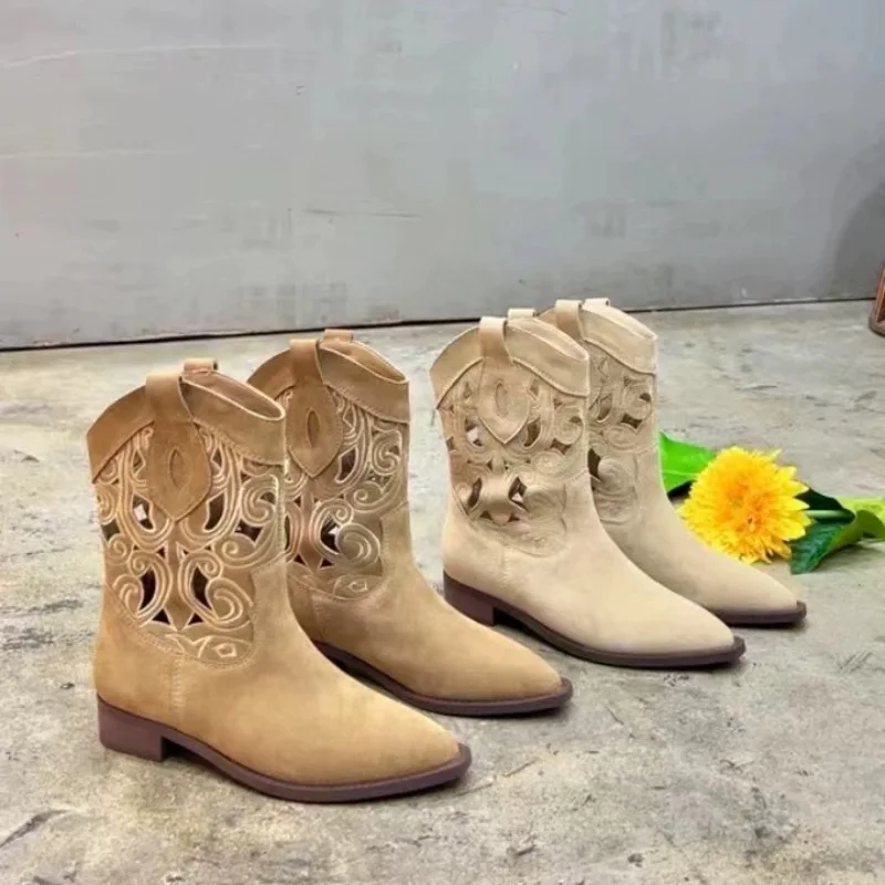 

Luxury New Western Cowboy Boots Embroidered Hollow Women's Thick Heel Knight Boots Ethnic Style Retro Casual Ancient Short Boots