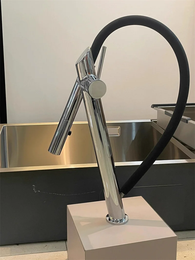 Description Picture 2 of itemNew Arrival Brass Kitchen Mixer Pull Side Sink Faucets Hot & Cold Tap Unique Design Deck Mounted Single Handle Black/Chrome