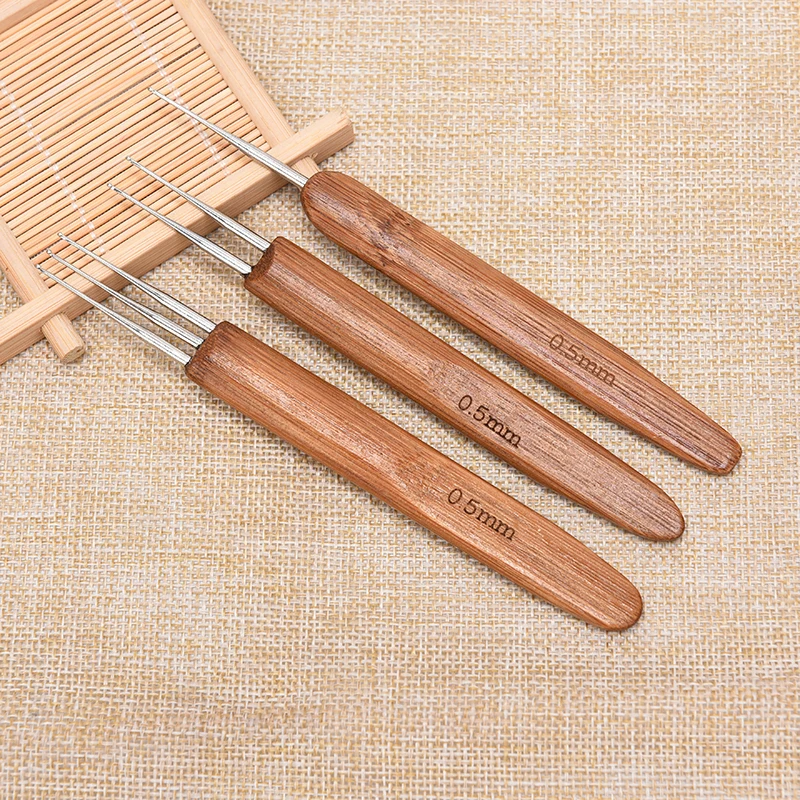 

1/3Pcs 0.5mm Stainless Steel Dreadlock Crochet Needle Durable with Bamboo Handles Hooks Tools Making for Fixing Dreadlocks