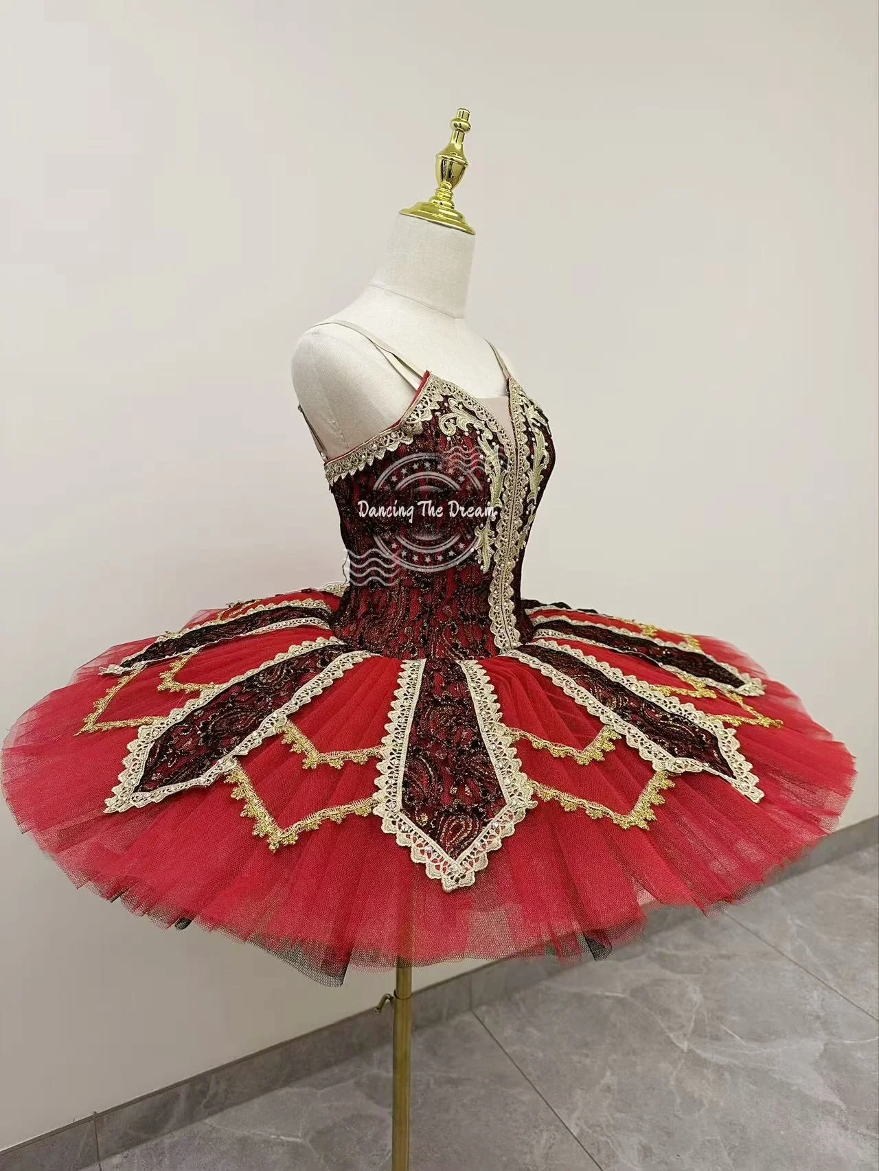 大人のプロのバレエ服クラシックダンスウェア女性のパンケーキチュチュ