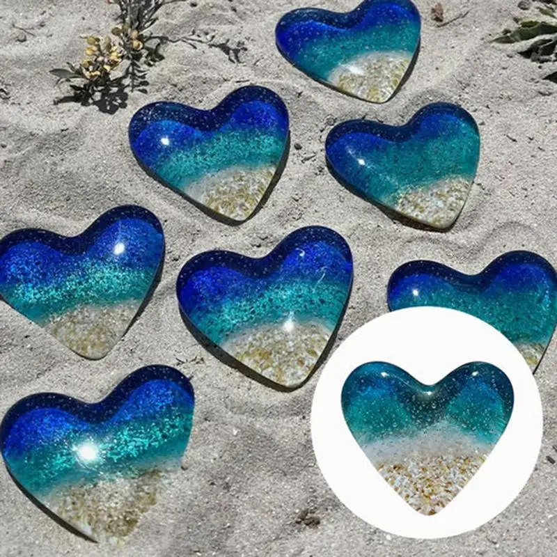 

Pocket Heart Beach Glass Token Handmade Glass Hug Pocket Heart For Ocean Souvenir Mother's Day Valentine's Day Gift Decoration