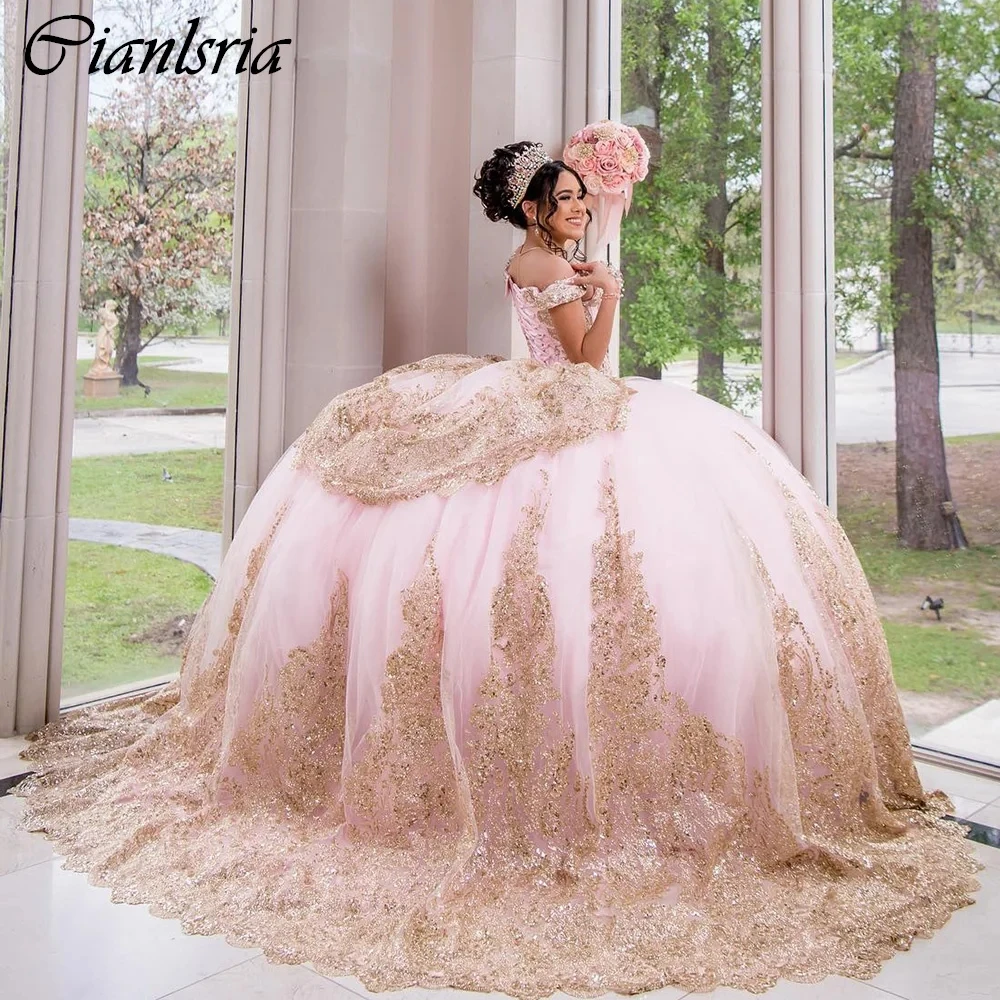 

Pink Princess Off The Shoulder Ruffles Ball Gown Quinceanera Dresses Gold Sequined Appliques Lace Corset Vestidos De 15 Años