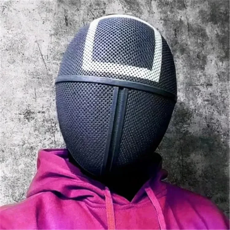 Eine schwarze dekorative Maske mit festlichem Design ist ideal für Cosplay-Partys, Gala-Events, dekorative Zwecke. – Detail 5