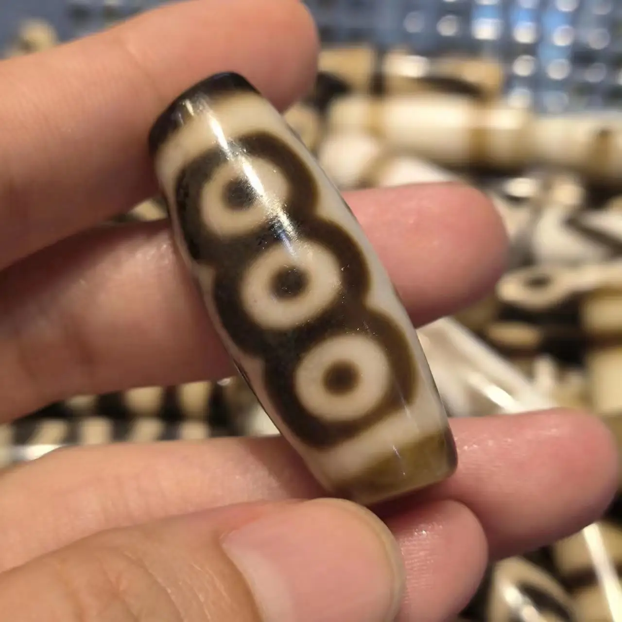 

1pcs/lot Natural Five Eyes Old Agate Dzi Black-brown rare white core handmade beads precious accessories gem jewelry amulet diy