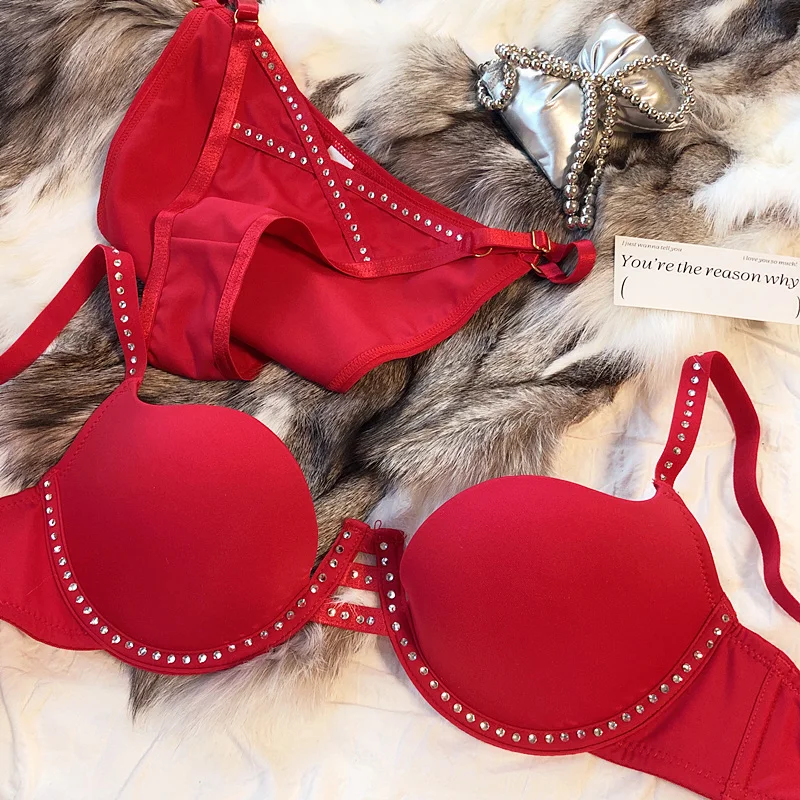 Europe Women Underwear Set Sexy 1/2 Cup Shiny Diamond Bra Set Fashion Temptation Push Up Brassiere Adjustable Strap Lingerie