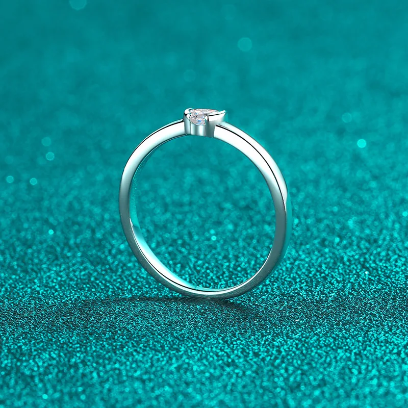 Smyoue Heart Cut Moissanite Engagement Rings for Women - Main Image