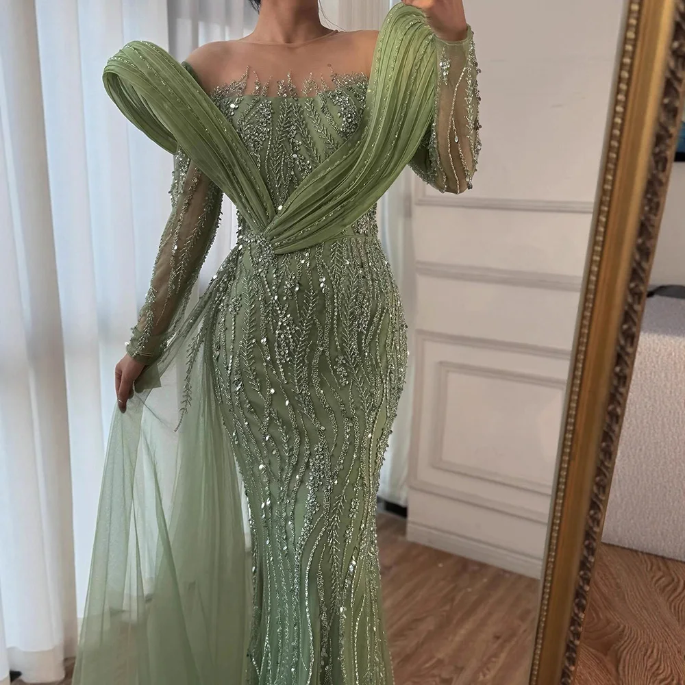 green emerald velvet dress Luxury Traditional Pointed Shoulder Wedding Dress main image 0