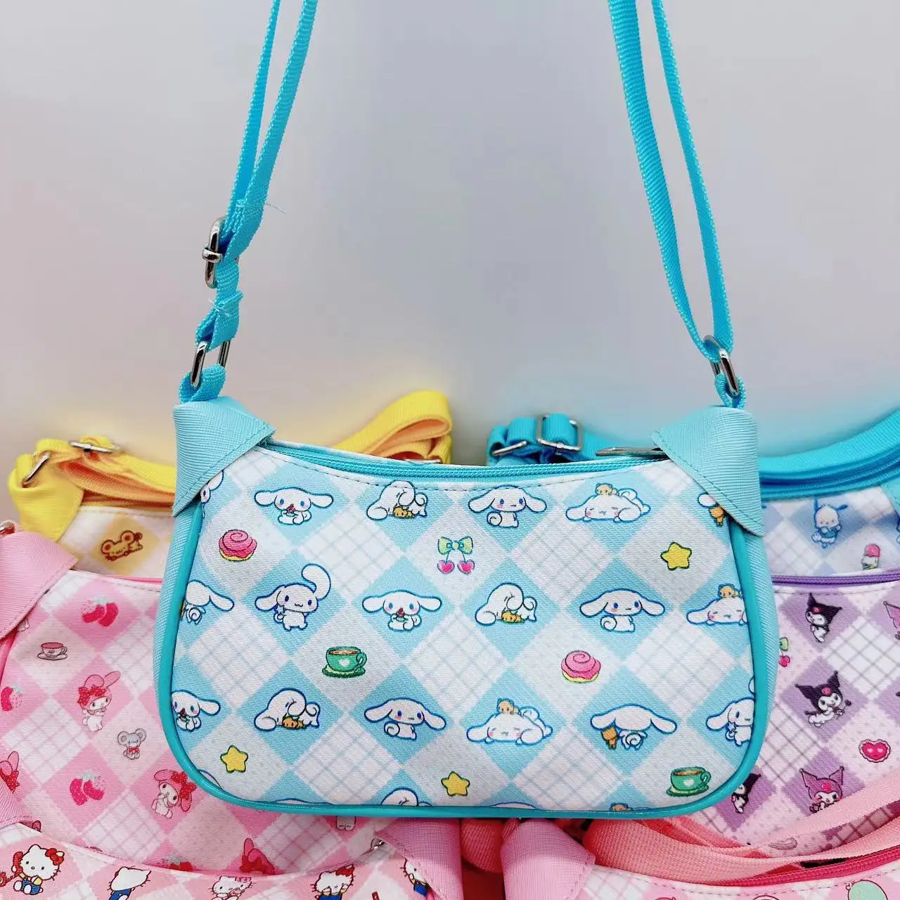 

Hello Kitty Sanrio Kawaii Anime Girly Heart Casual Shoulder Crossbody Bag Kuromi Cute Leather Crossbody Bag Y2K Toys for Kids