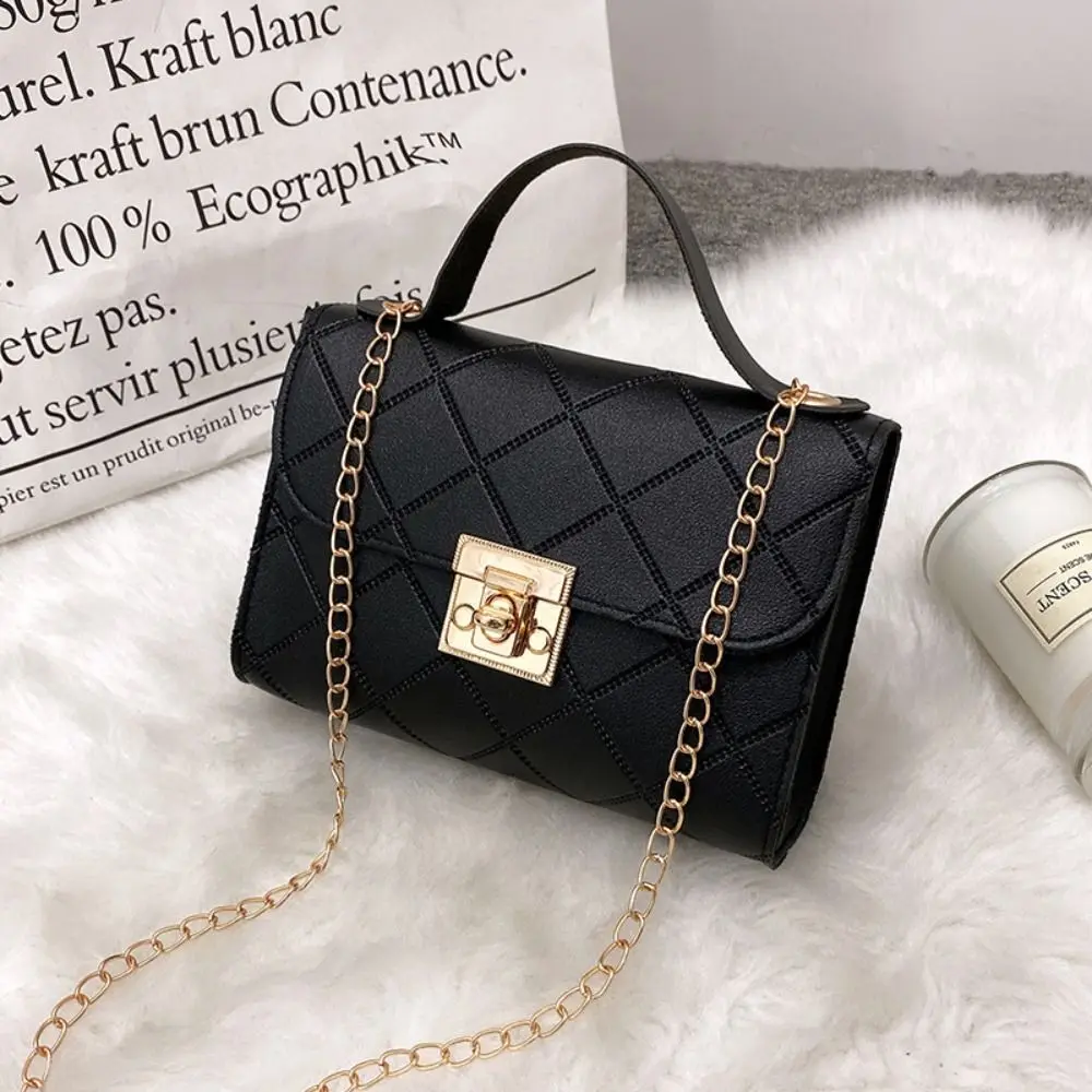 Glamybabes Stylish new solid color acrylic lock buckle metal chain crossbody handbag