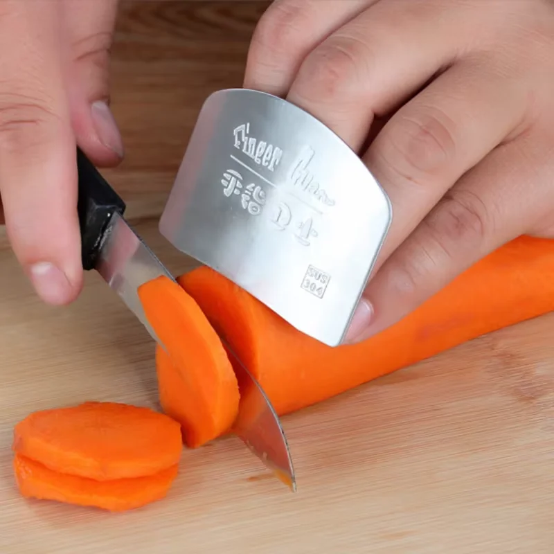 1PC Finger Guard Protect Finger Hand Cut Hand Protector Knife Cut Protection Stainless Steel Kitchen Tools Accessories