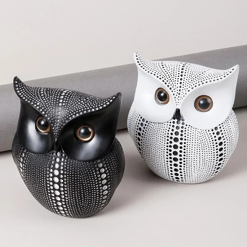 Resin Owl Statue Living Room Decoration Accessories Desk Decoration Statue Decorations for Home Figurines & Miniatures 2025