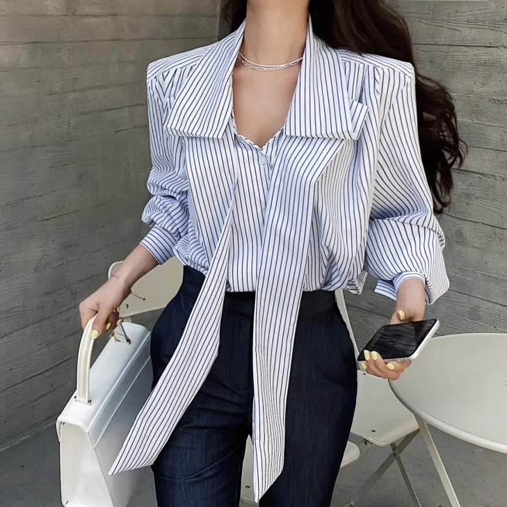 

Shirt Womens Tops Spring 2024 New Office Lady Korea French Style Long Sleeve Striped Loose Panelled V-Neck Women Shirts