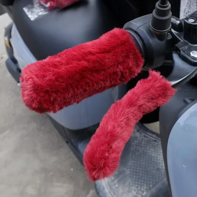 Winter-Plüsch-Lenkerabdeckungen, warme, rutschfeste Handschuhe, Handschuhe für Elektroroller, Motorrad, Dreirad, winddichter Griff, Handschutz – Detail 7