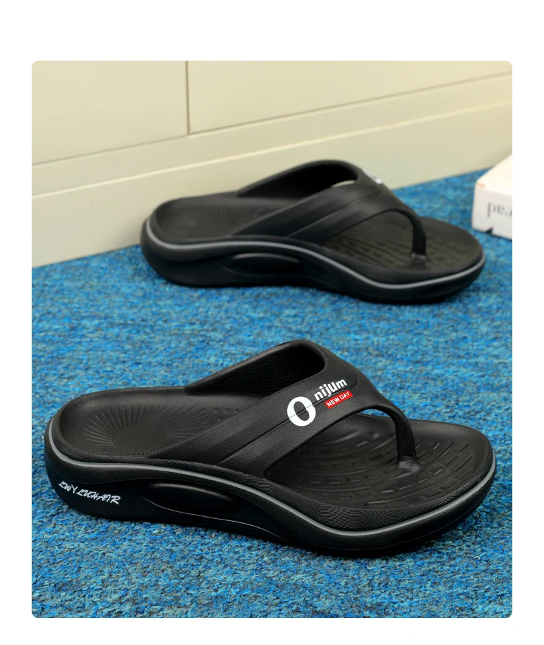 شباشب رجالية صيفية غير قابلة للانزلاق من مادة EVA صنادل منزلية خفيفة الوزن شرائح ناعمة عالية الجودة موضة حمام الشاطئ في الهواء الطلق