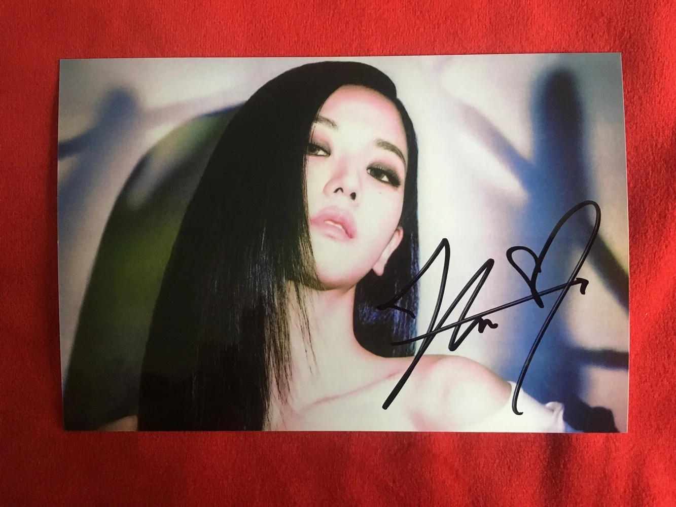 hand signed JISOO Jisoo ME Autographed Photo 4*6 K-POP Collection