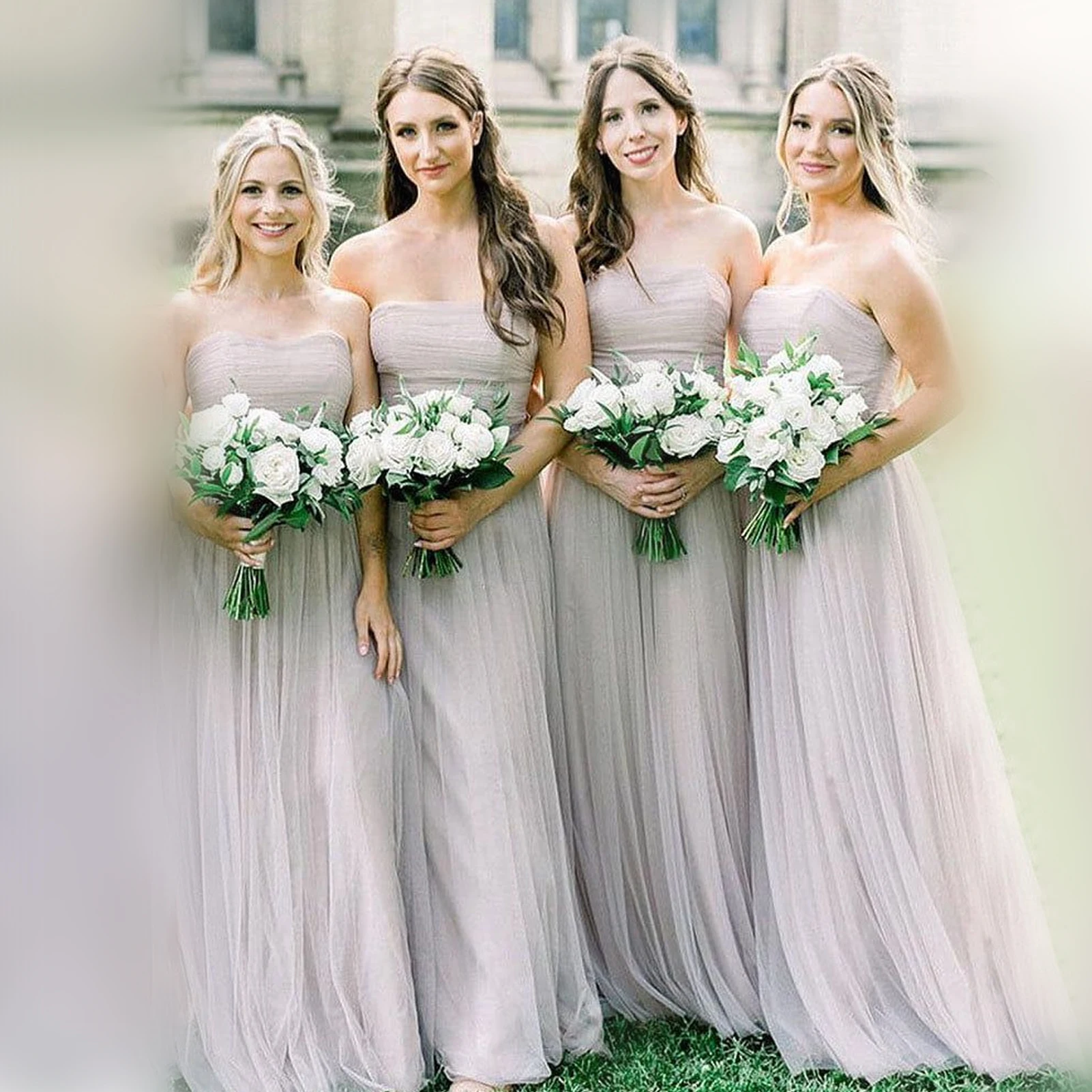 

Illusion Tulle Floor-Length Bridesmaid Dresses Elegant Strapless Sleeveless Maid Of Honor Dress Backless Wedding Party Gown