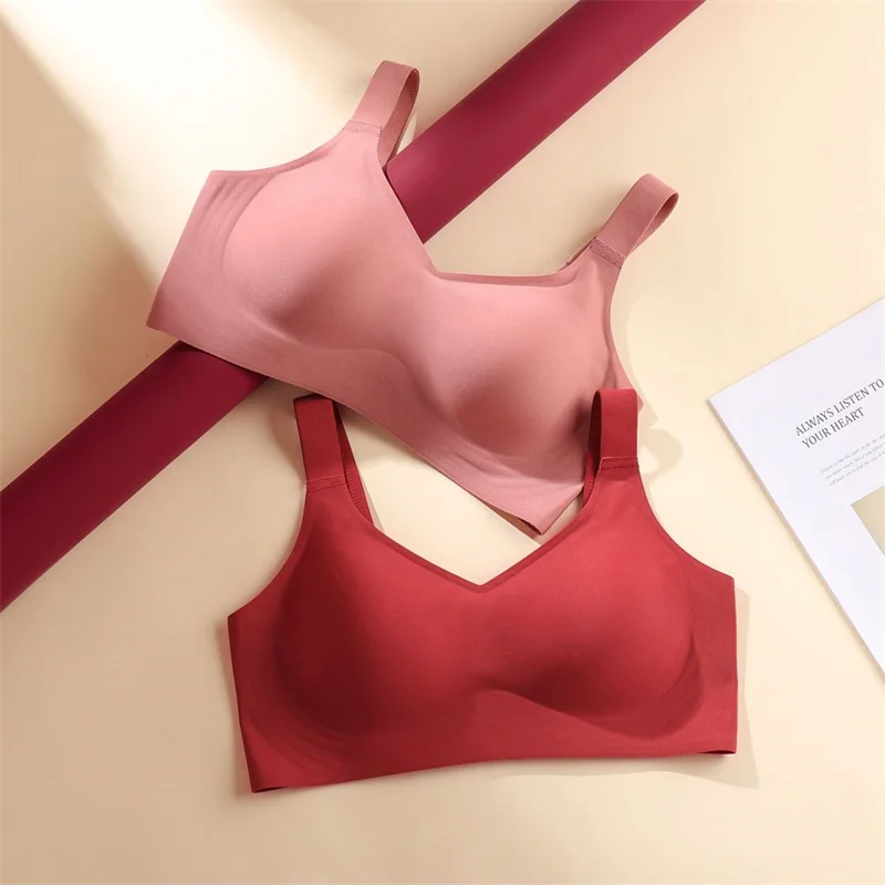Women's Latex Seamless Sexy Bra Fashion Push-Up Bra Without Steel Ring Underwear Push-Up Bra With Padded Top Black Underwear