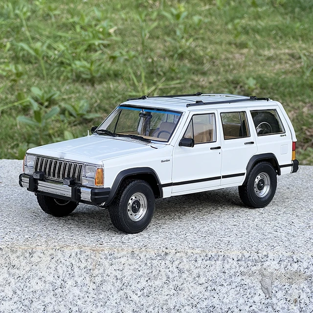 ミニカー 1/18 JEEP ジープ SUV チェロキー 2020 ネイビー ジープ