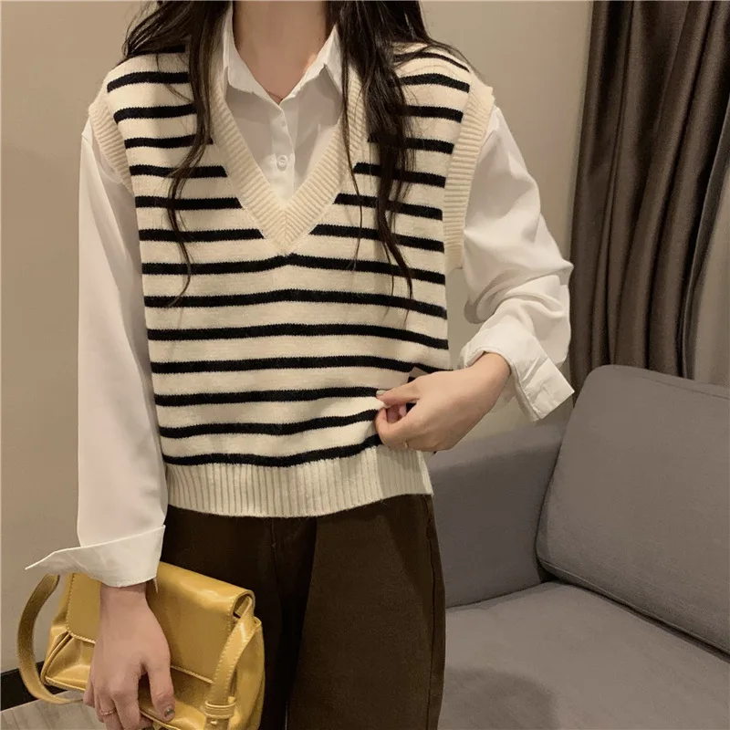 College Style Black And White Striped Vneck Casual Vest Knitted