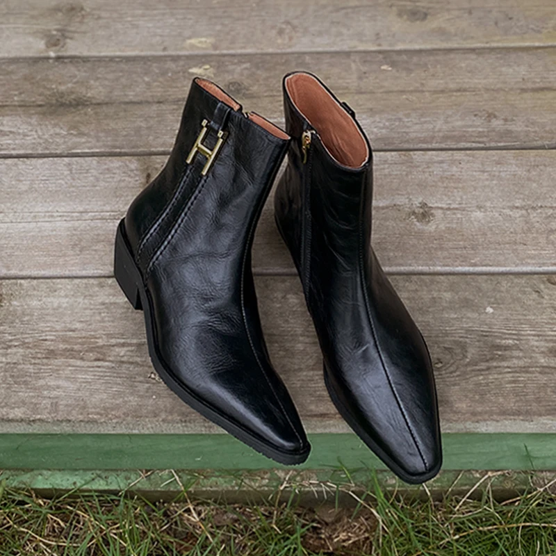 

Heihaian Ankle Boots Fall/Winter 2023 New Vintage Style Elegant High-Heeled Boots With Metal Trim Zipper Ankle Boots For Women