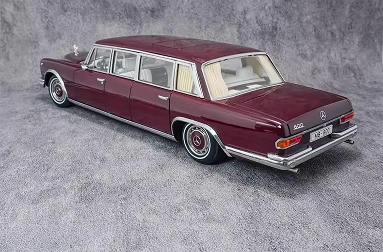 Scb8b5b59d71a48d49c4bf50c1db81121T Kengfai 1:18 ベンツ プルマン W100 ベンツ 600 合金 ダイカストコレクションディスプレイ 友人の誕生日プレゼント 車模型
