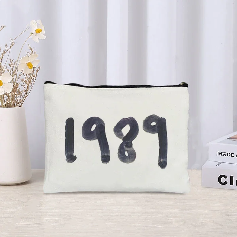 Nuovo Album Midnights Popular Singer Memorial Prints Mujer Bolsas 1989 Pouch Bags The Eras Tour Pattern Cosmetic Bag Poster