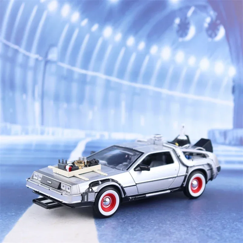WELLY 1:24 Back To The Future Time Machine Diecast Alloy