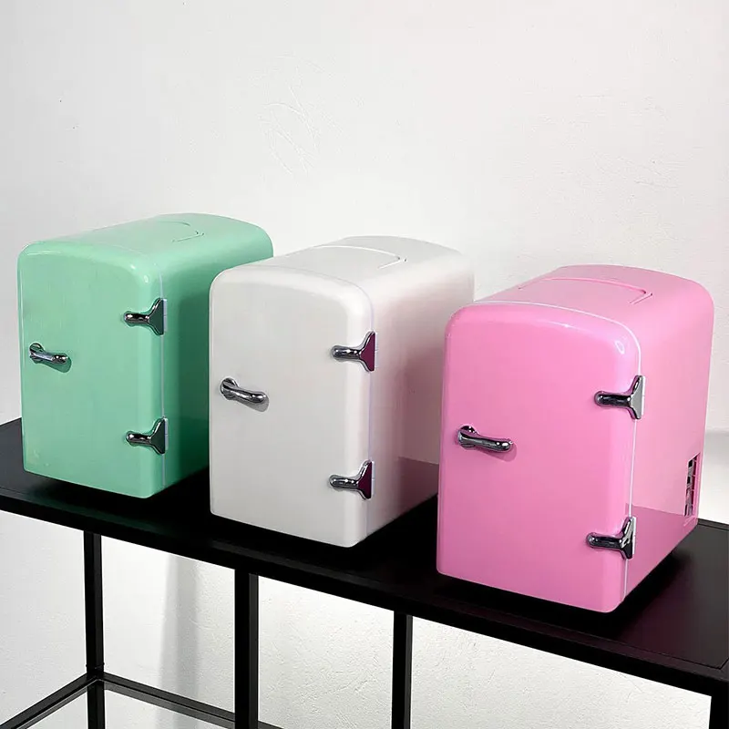 Retro Mini Pink Cooler Frigo Portable Energy Drink 4 Litri Piccolo Frigorifero 12V Trucco Bellezza Cura Della Pelle Frigorifero Per Auto