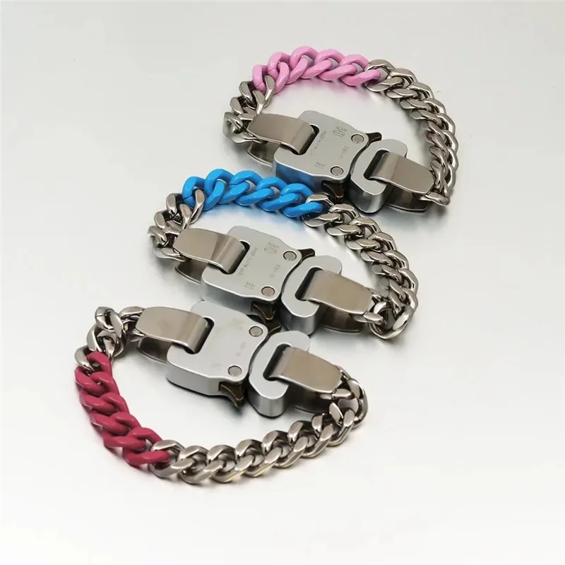 

New Functional 1017ALYX 9SM Collared Safety Buckle Bracelet High Street Hip Hop Necklace for Men and Women