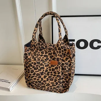Zipper Leopard Pattern Nylon Women's Shoulder Bag 2025 Hot Sale Large Capacity Tote Bags Fashionable Leopard Print Shoulder Bag