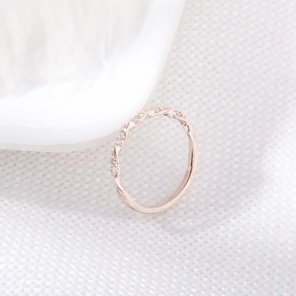 Wedding Rings Womens Ring Jewelry Rings Ring Jewelry Fashion New Trendy shiny Rhinestone Chic Twist Ring Geometric Alloy Gold Rose Color for Women Jewelry Elegant Wedding Rings