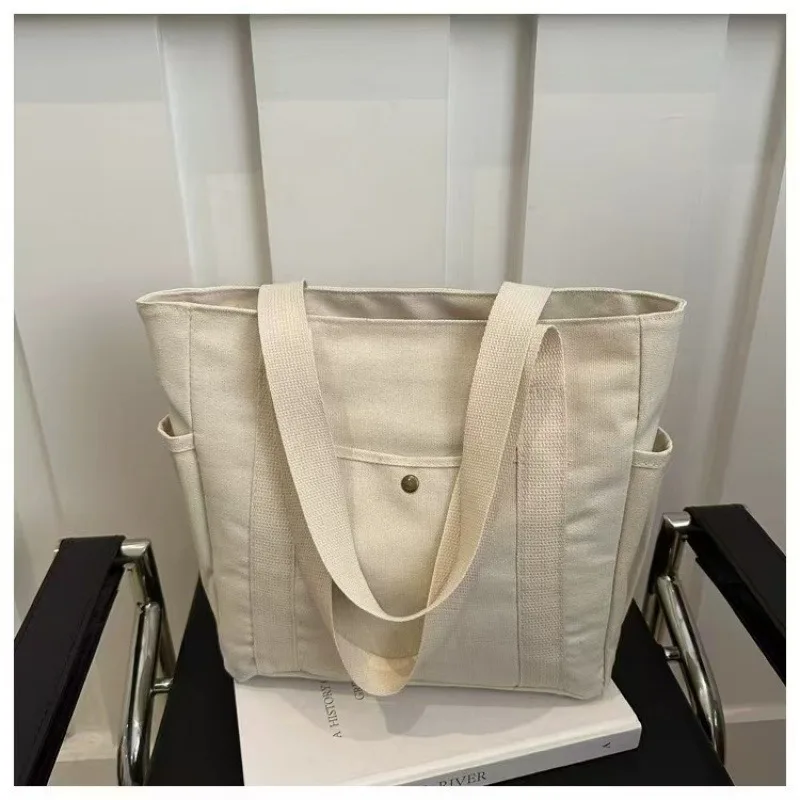 Spacious Canvas Tote Bag for Everyday Use - Stylish and Versatile