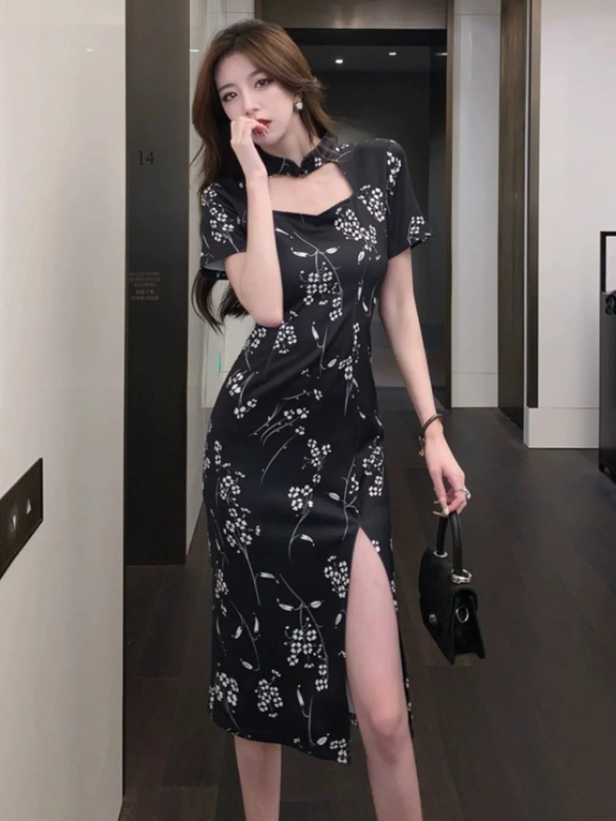 

Harajpoo модный ажурный дизайн цветочное улучшение цвета Французский Ретро Высокая талия приталенный сексуальный ягодицы разрез для женщин Vestidos