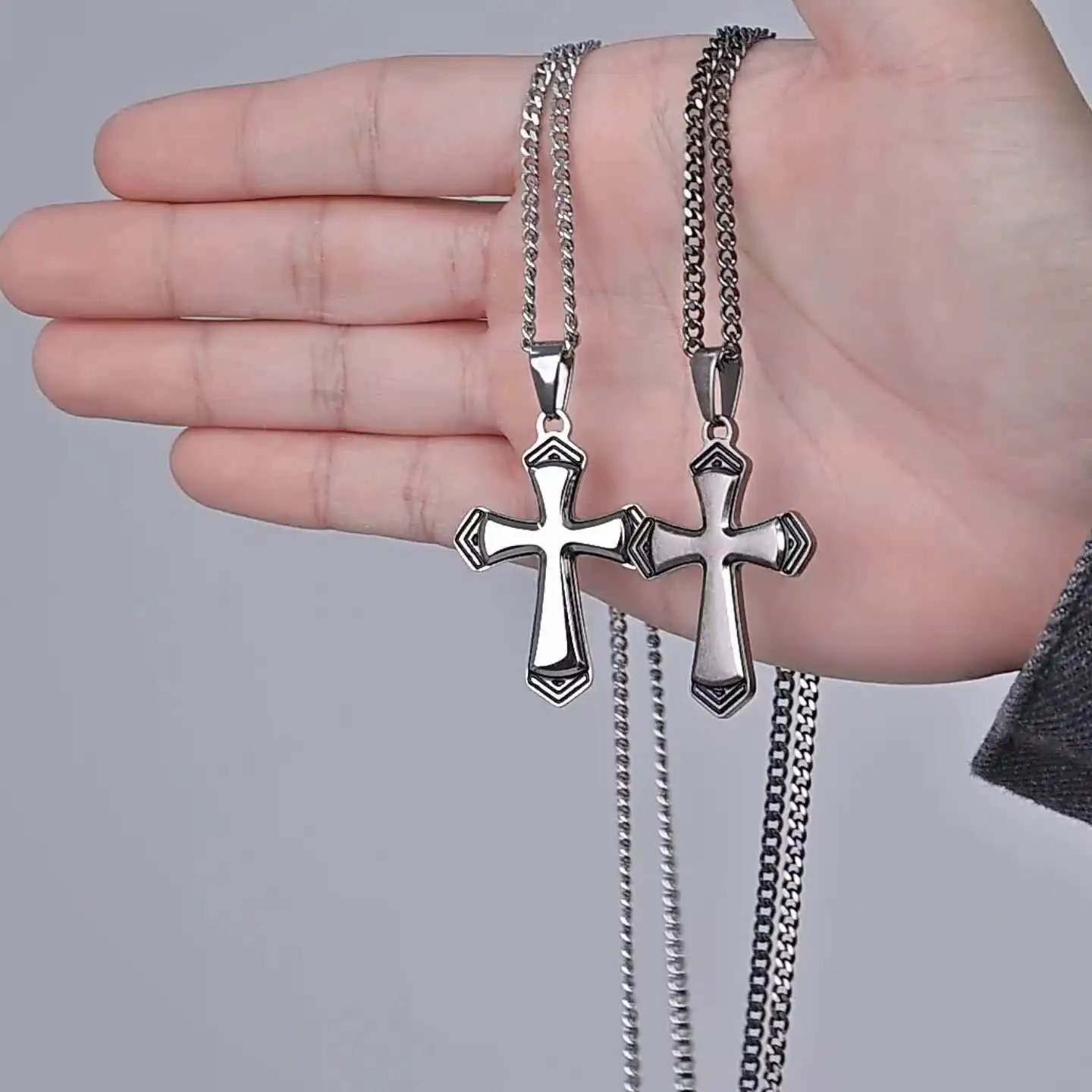 Esmoly Collar Cruz Hombre Plata Oro Negro Collar Personalizado con Letra A-Z Necklace 316L Acero Inoxidable Cadena Cubana Regalos Originales Para Hombre 18 20 Inches (Negro 20 22 inches Esmoly Collar Cruz Hombre Plata Oro Negro Collar Personalizado con Letra A-Z Necklace 316L Acero Inoxidable Cadena Cubana Regalos Originales Para Hombre 18 20 Inches (Negro 20 22 inches