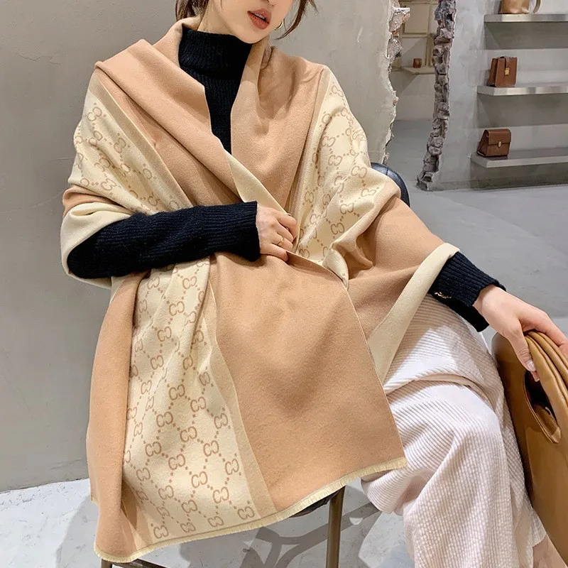 Women's Luxury Shawls Euro-American Style Cashmere Double-sided Warm Scarf Printed Letters Warm Classic Fringe Plus-size Scarf
