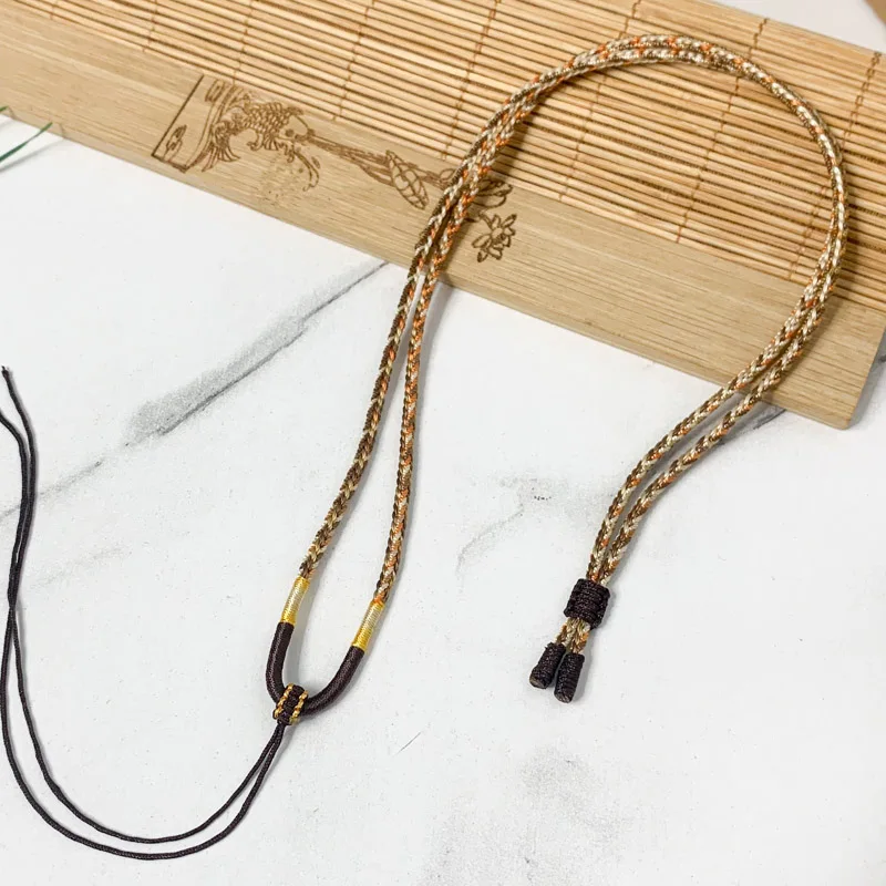 قلادة مطرزة متدرجة مستوحاة من الصين مع حبل قابل لل...