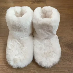 Cozy Women's Fuzzy Indoor Slippers - Plush Winter Warmth - 43 - 44 (White)