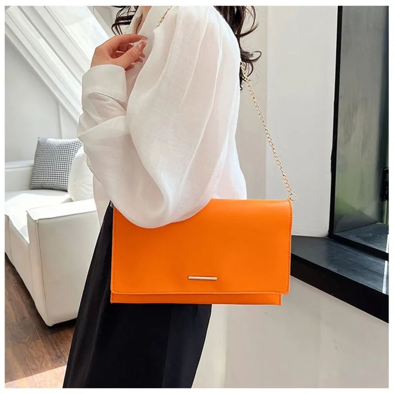 Solid Color Simple Clutch Shoulder Bag Female 2024 New Dinner Bag Spring Chain Simple Girl Shoulder Messenger Bag Female