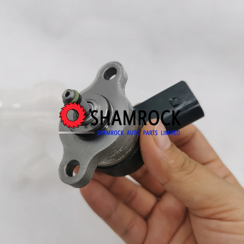 Fuel Pressure Regulator Pressure Control Valve Fuel Injection Pressure Regulator Valve 0281002241/6110780149/0281002242 for 2000-2008 MMERCEDES-BBENZ SPRINTER Vaneo Vito
