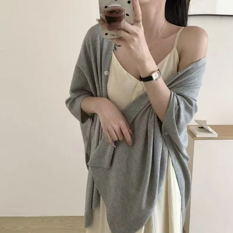 Women V Neck Half Sleeve Knitted Sweater