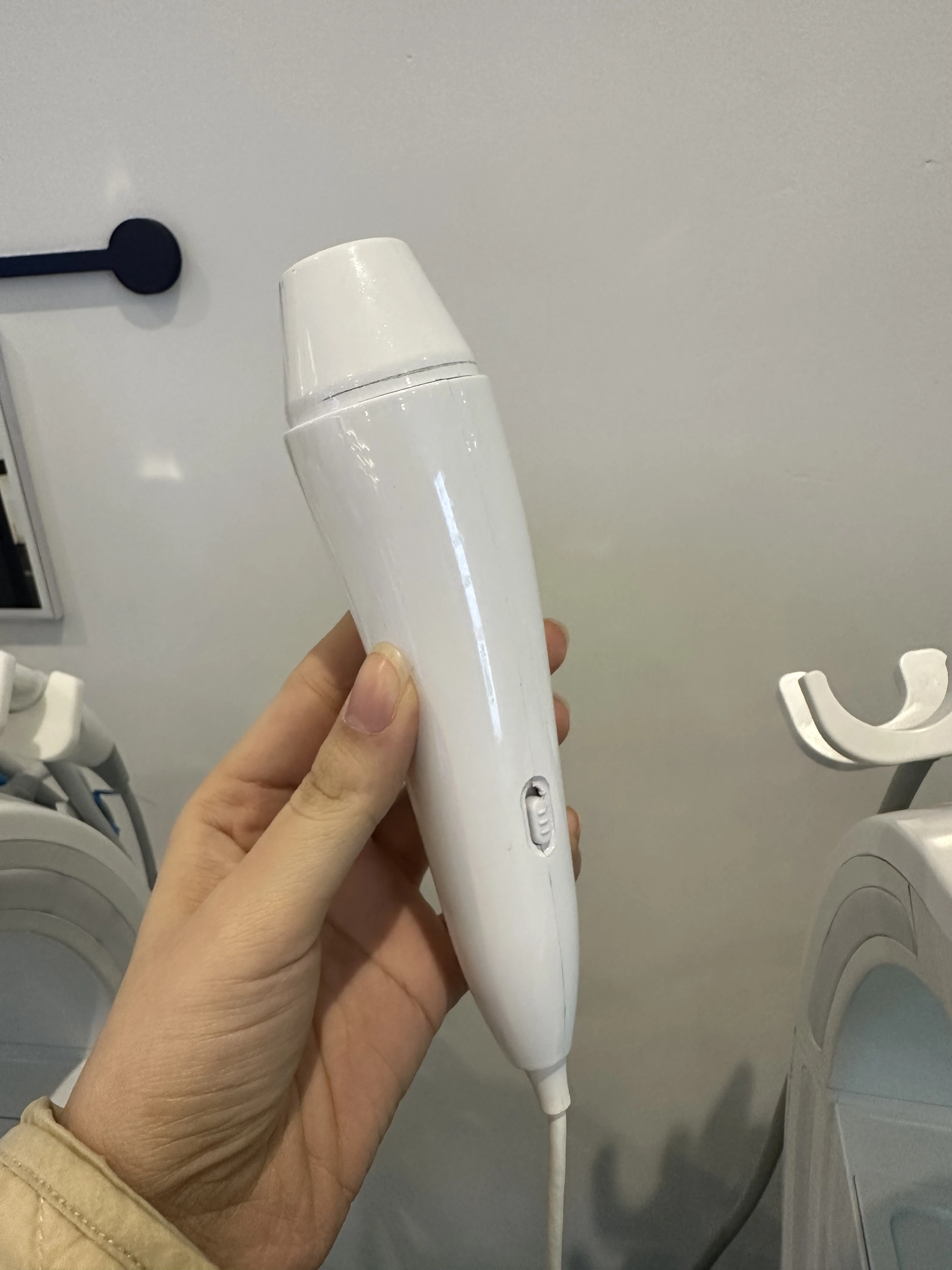 Рисунок 3 - Ультразвуковой Анализатор Кожи